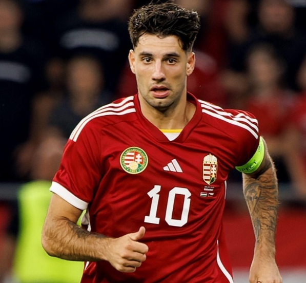 欧冠赛场:利物浦大胜法兰克福,<a href='https://byqcxy.com/news/tag/1136.html' style='color: blue;'>索博斯洛伊</a>创纪录闪耀全场