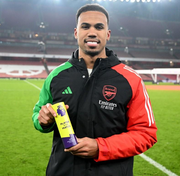 卡拉格盛赞加布里埃尔：<a href='https://www.www.weixin.byqcxy.com/news/tag/267.html' style='color: blue;'>英超</a>现役最具影响力后卫