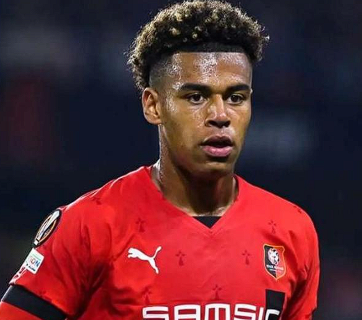 <a href='https://byqcxy.com/news/tag/1124.html' style='color: blue;'>巴黎圣日耳曼</a>锋将杜埃伤情动态与赛事影响分析