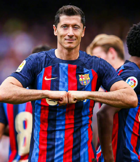 莱万冬窗无意离队,<a href='https://www.www.weixin.byqcxy.com/news/tag/258.html' style='color: blue;'>巴萨</a>未来成谜待解