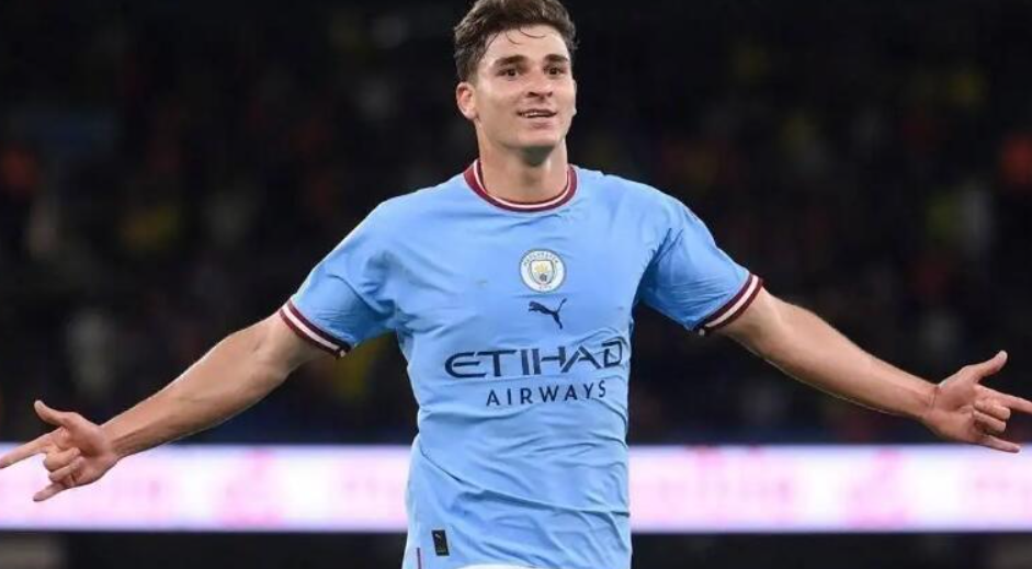 阿尔瓦雷斯转会巴黎圣日耳曼传闻分析