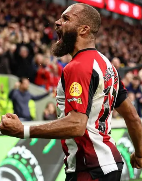 阿玛德访谈:<a href='https://byqcxy.com/news/tag/333.html' style='color: blue;'>曼联</a>默契构建、心态蜕变与赛季目标剖析